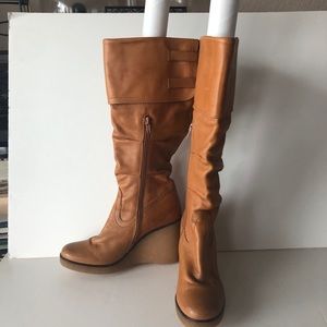 Stylish Tan Leather Women's Boots